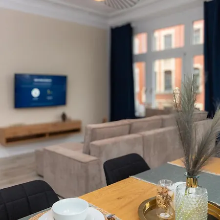 Soulscape - Edler Sanierter Altbau-wohnraum Zentrumsnah Gratis Wifi